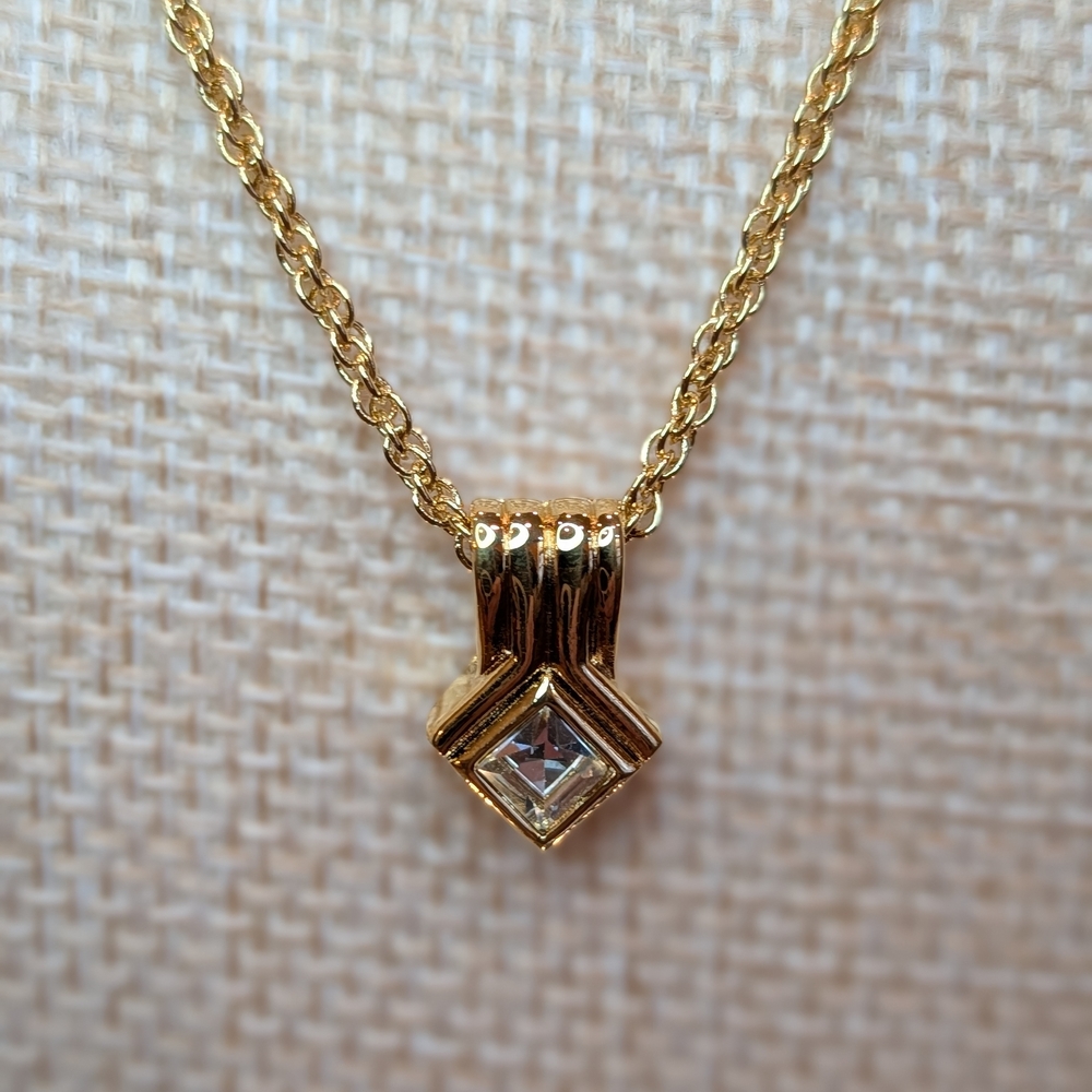 Nina Ricci Gold Plated Geometric Pendant Necklace NWT - Picture 6 of 6